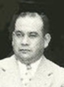 El Ing. Eleazar Díaz Gutiérrez ingresó a la ESIME en los últimos años de la década de los 30 del siglo pasado. En 1943 terminó su carrera de Ingeniero Mecánico Electricista y obtuvo la Cédula Profesional No. 344 en el año de 1946. Fue un destacado radio experimentador y jugó un papel muy importante en la organización de la carrera de Comunicaciones Eleéctricas, tanto en la planeación y desarrollo como en la impartición de diversas cátedras. Para el año de 1945 el Ing. Eelazar Díaz Gutiérrez recibió el nombramiento de profesor de tiempo completo en la ESIME.